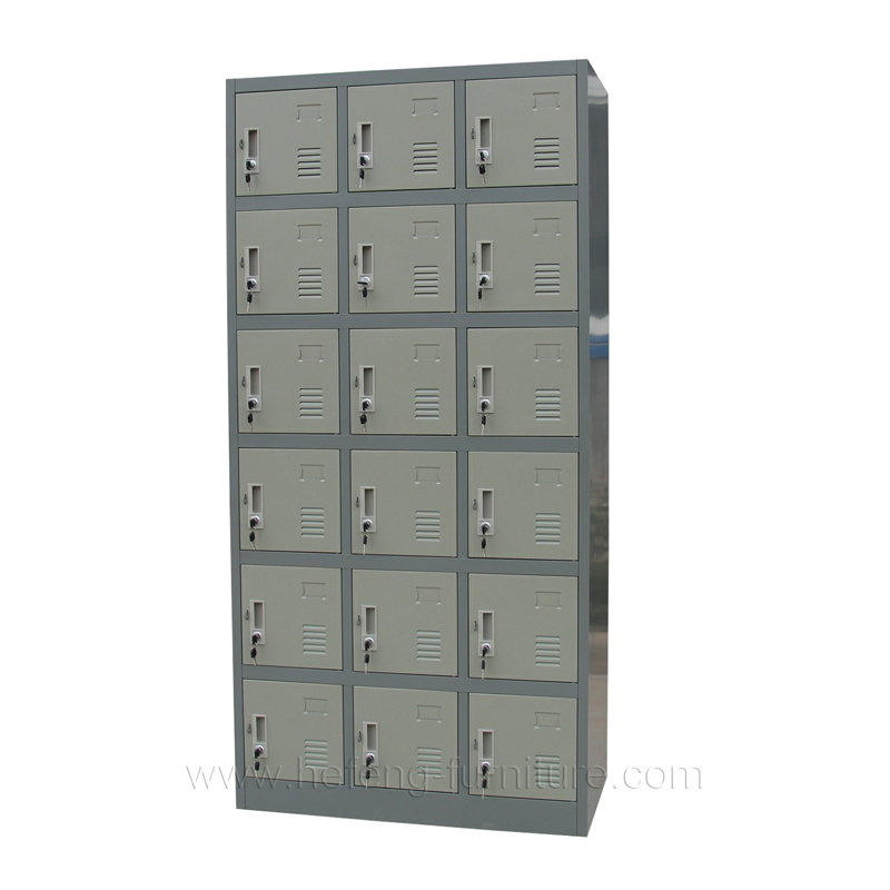 18 door metal storage lockers
