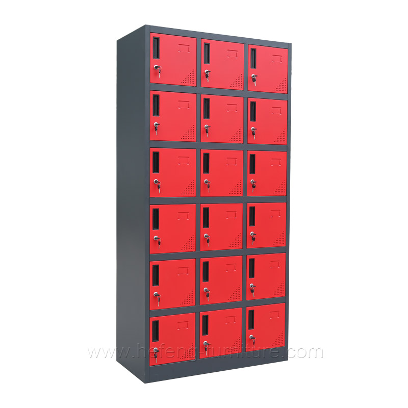 18 door steel locker