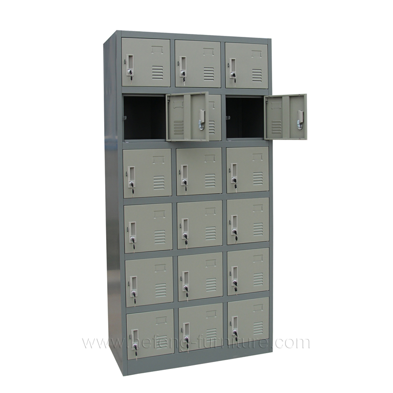 18 door steel storage lockers