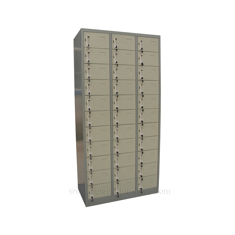 33 door steel lockers