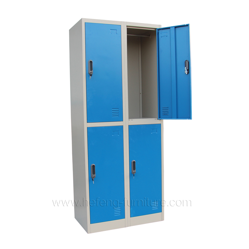 4 door metallic lockers