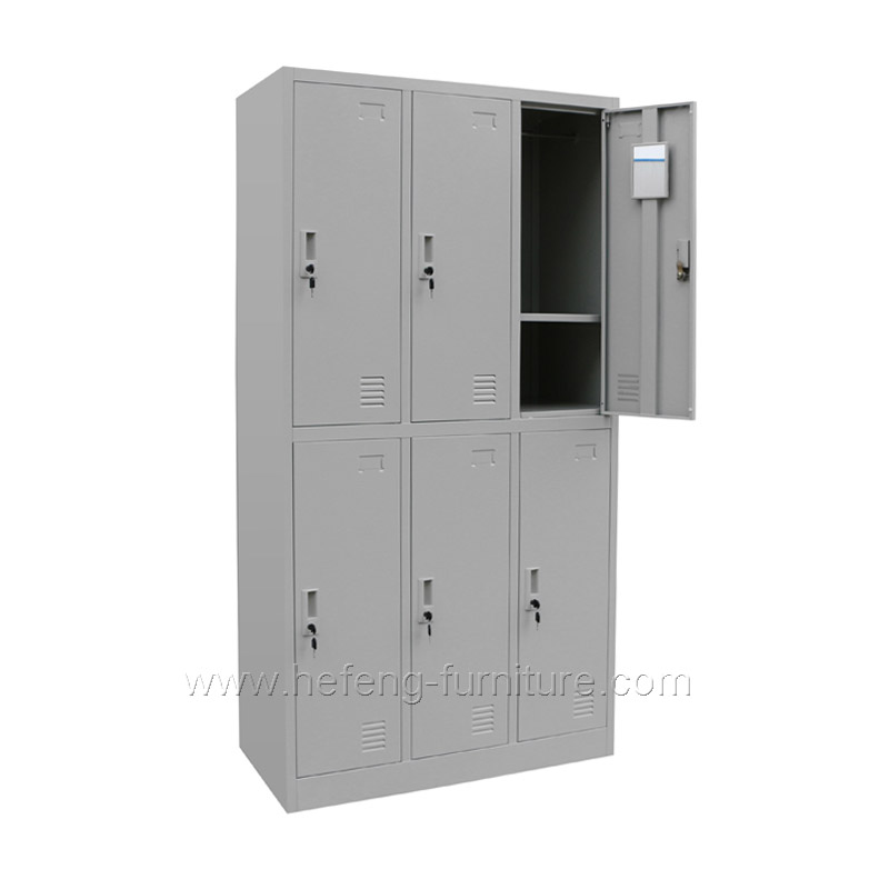 Storage Locker with Shelf